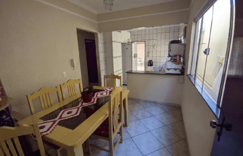 Casa em Jardim Patricia, Uberlândia