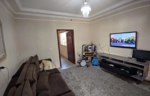 Casa em Jardim Patricia, Uberlândia
