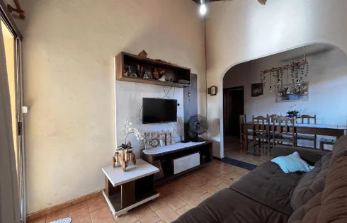 Casa em Luizote de Freitas, Uberlândia