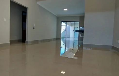 Casa em Jardim Holanda, Uberlândia
