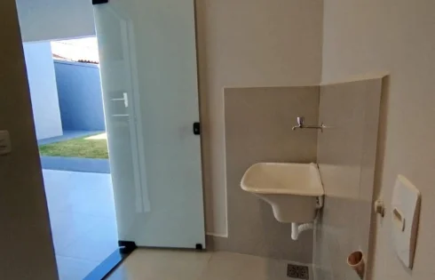 Casa em Jardim Holanda, Uberlândia