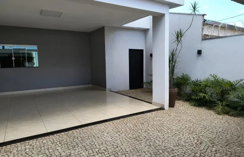 Casa em Jardim dos Gravatás, Uberlândia