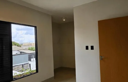 Casa em Shopping Park, Uberlândia