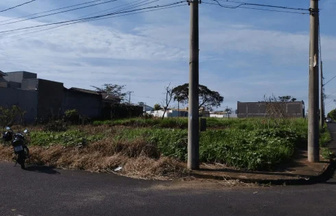 Terreno em Santa Rosa, Uberlândia