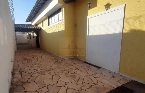 Casa em Saraiva, Uberlândia