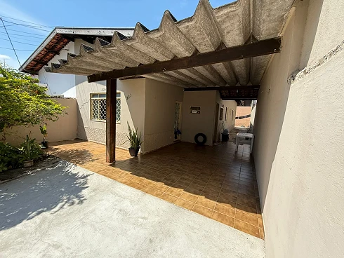 Casa em Jardim Souto, São José dos Campos