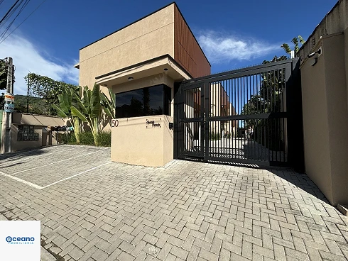 Sobrado em Camburi, São Sebastião