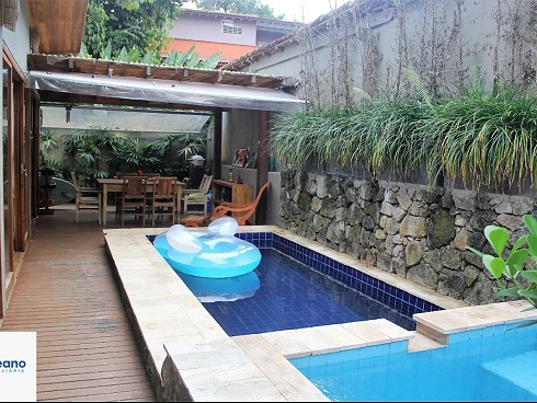 Casa em Camburi, São Sebastião