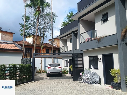 Casa em condomínio em Boiçucanga, São Sebastião
