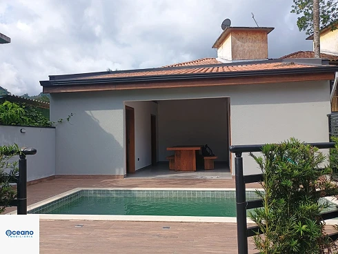 Casa em condomínio em Boiçucanga, São Sebastião