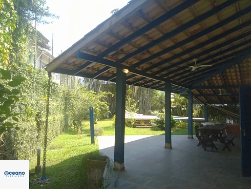 Casarão com Piscina, à Venda em Cambury - Apenas 400m da Praia. - Foto 12