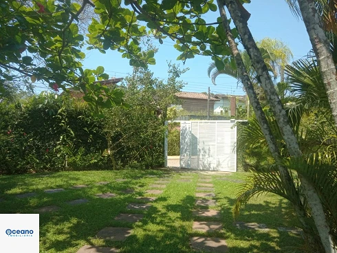 Casarão com Piscina, à Venda em Cambury - Apenas 400m da Praia. - Foto 18