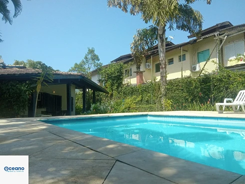 Casarão com Piscina, à Venda em Cambury - Apenas 400m da Praia. - Foto 42