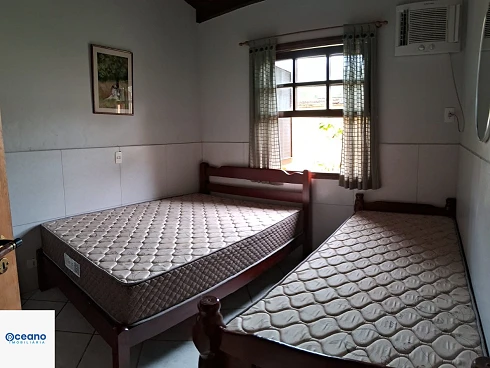 Casa em condomínio em Camburi, São Sebastião