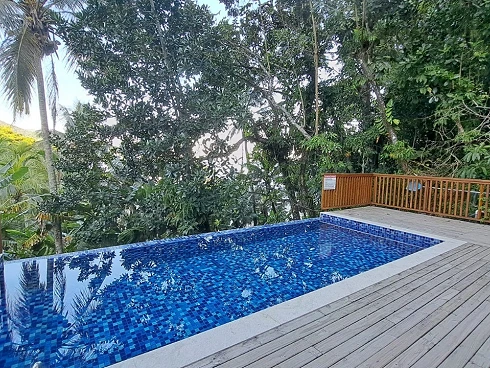 Casa em condomínio em Camburi, São Sebastião