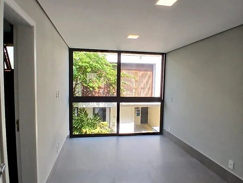 Luxuosa Casa Tríplex no Condomínio Cambury Residence Ii ? a 200m da Praia de Camburi! - Foto 11