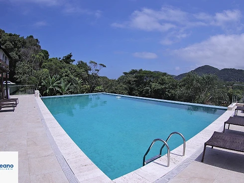 Apartamento em Camburi, São Sebastião