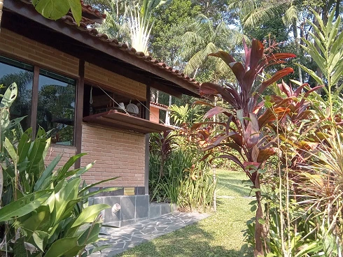 Oportunidade Única no Sertão de Cambury - 3 Casas em Terreno Amplo de 1.100M² - Foto 13