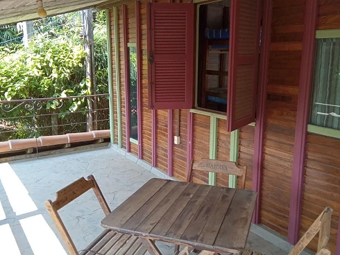 Oportunidade Única no Sertão de Cambury - 3 Casas em Terreno Amplo de 1.100M² - Foto 17