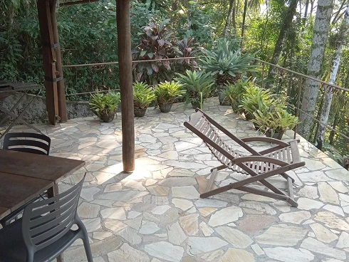 Oportunidade Única no Sertão de Cambury - 3 Casas em Terreno Amplo de 1.100M² - Foto 45