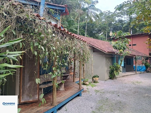 Sobrado em Sertão do Camburi, São Sebastião