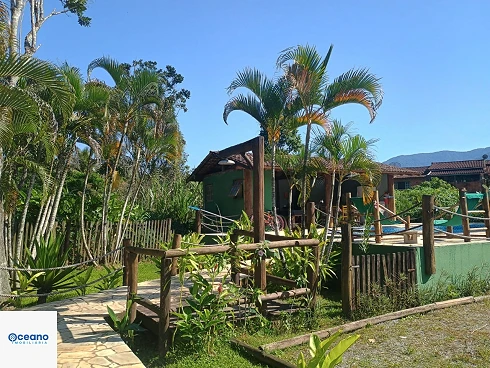 Sobrado em Sertão do Camburi, São Sebastião