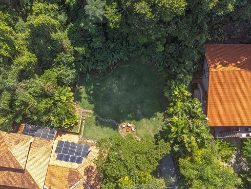 Casa Estilo Bali + Terreno ao Lado à Venda em Camburi 100m da Praia - Foto 8