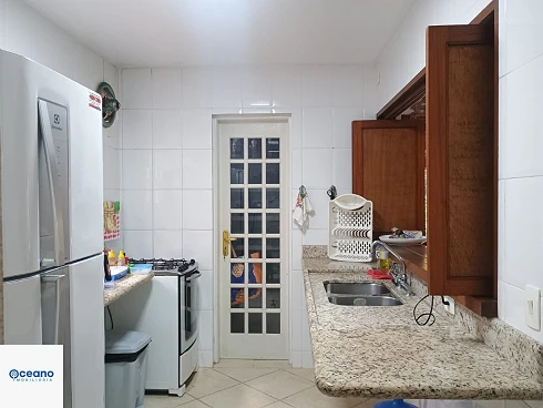 Locação Anual, Venda ou Temporada em Camburizinho - Casa em Condomínio a 250m da Praia. - Foto 26