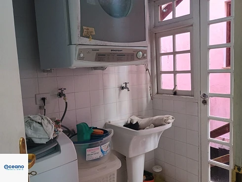Locação Anual, Venda ou Temporada em Camburizinho - Casa em Condomínio a 250m da Praia. - Foto 29