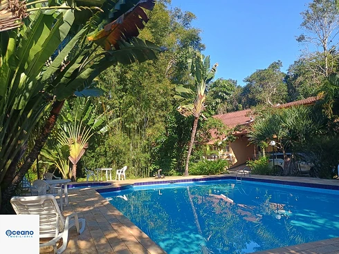 Casa em condomínio em Camburi, São Sebastião