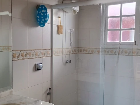 Locação Anual, Venda ou Temporada em Camburizinho - Casa em Condomínio a 250m da Praia. - Foto 37