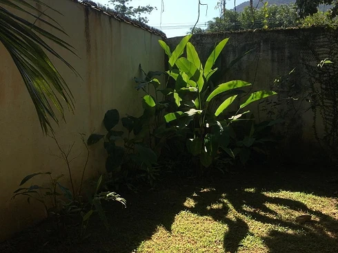 À Venda na Barra do Una - Casa de Esquina a Apenas 300 Metros da Praia - Foto 16