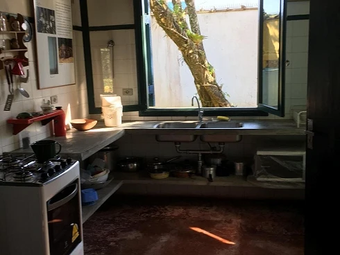 À Venda na Barra do Una - Casa de Esquina a Apenas 300 Metros da Praia - Foto 18