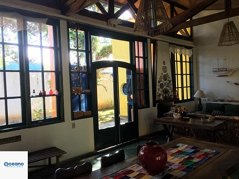 À Venda na Barra do Una - Casa de Esquina a Apenas 300 Metros da Praia - Foto 6