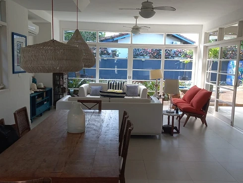A Venda ou Locação Temporada em Maresias - Entrada 17 Casa em Condomínio Exclusivo a Apenas 50 Metros da Praia - Foto 27
