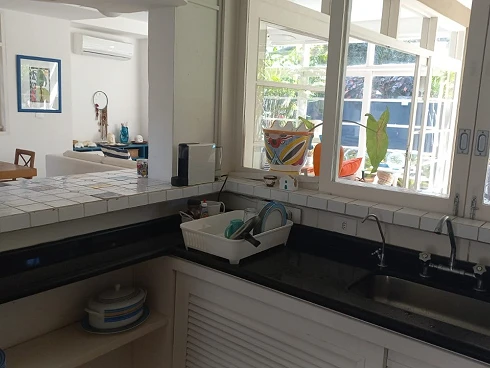 A Venda ou Locação Temporada em Maresias - Entrada 17 Casa em Condomínio Exclusivo a Apenas 50 Metros da Praia - Foto 36