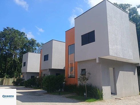 Sobrado em Camburi, São Sebastião