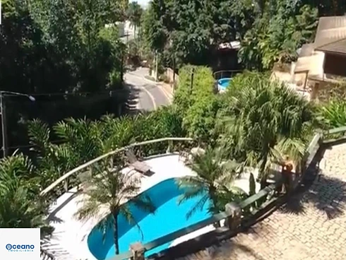 Casa em condomínio em Camburi, São Sebastião