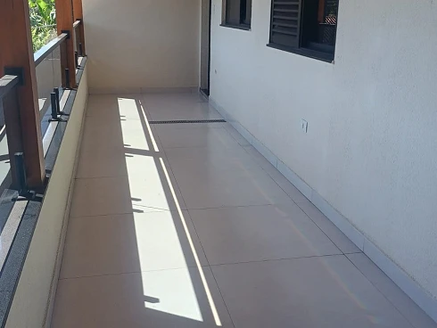 Locação Anual em Cambury - Apartamento Novo com Varanda - Foto 17