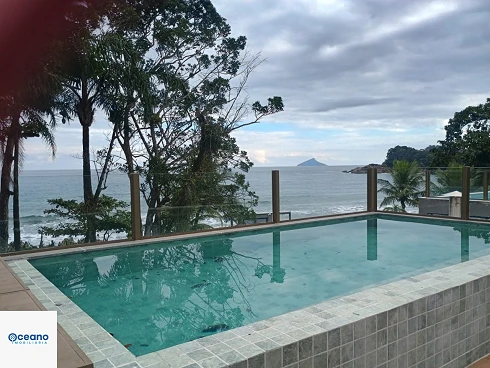 Casa em Camburi, São Sebastião