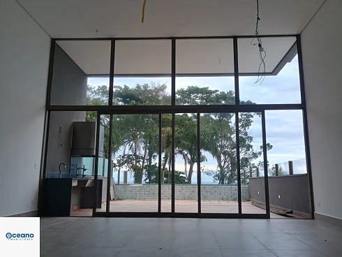 Casa em Camburi, São Sebastião