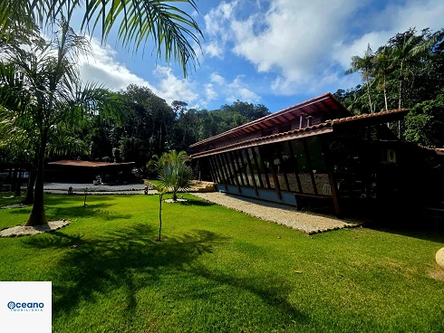 Sobrado em Sertão do Camburi, São Sebastião