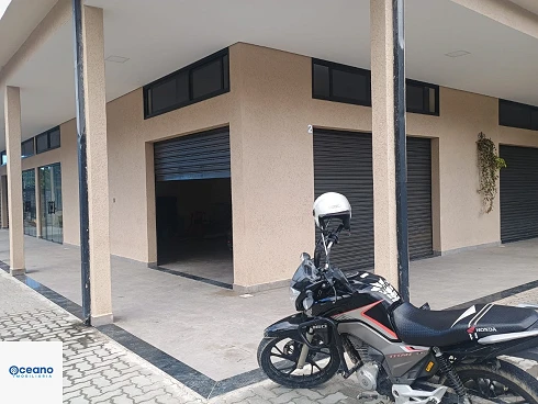 Loja térrea em Camburi, São Sebastião