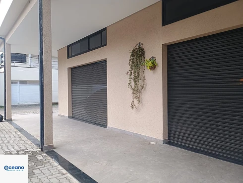 Loja térrea em Camburi, São Sebastião