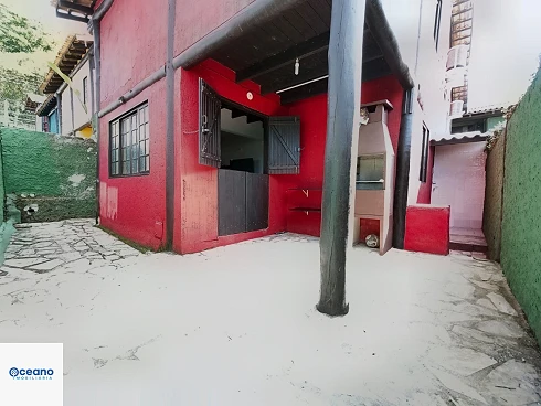 Casa em condomínio em Camburi, São Sebastião