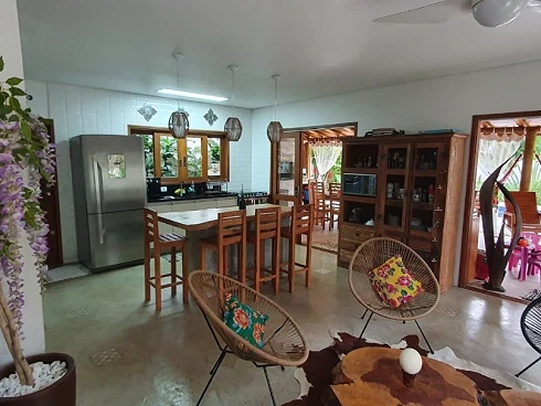 Casa à Venda em Lote Triplo no Village - Ampla, Confortável e com Excelente Área de Lazer - Foto 9
