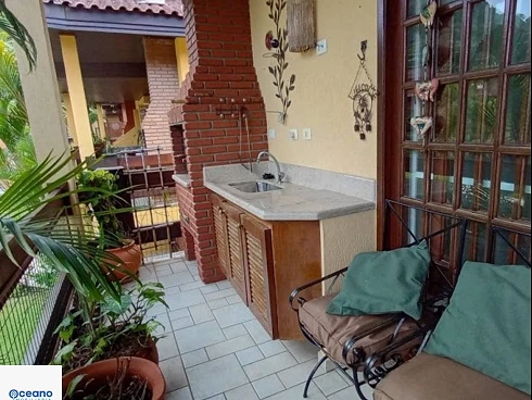 Casa em condomínio em Maresias, São Sebastião