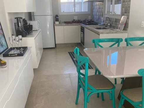 Casa em condomínio em Camburi, São Sebastião