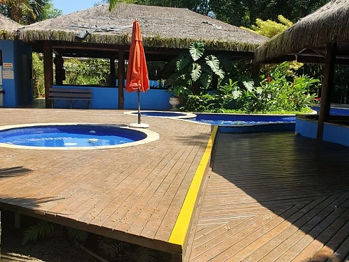 Casa em condomínio em Camburi, São Sebastião