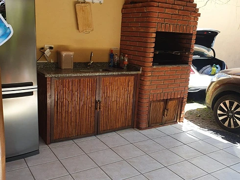 Casa em condomínio em Camburi, São Sebastião